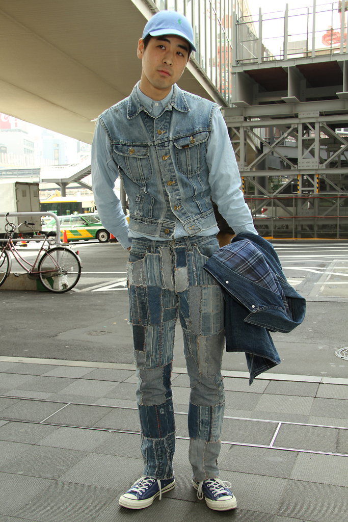 Tokyo Fashion Week street style.